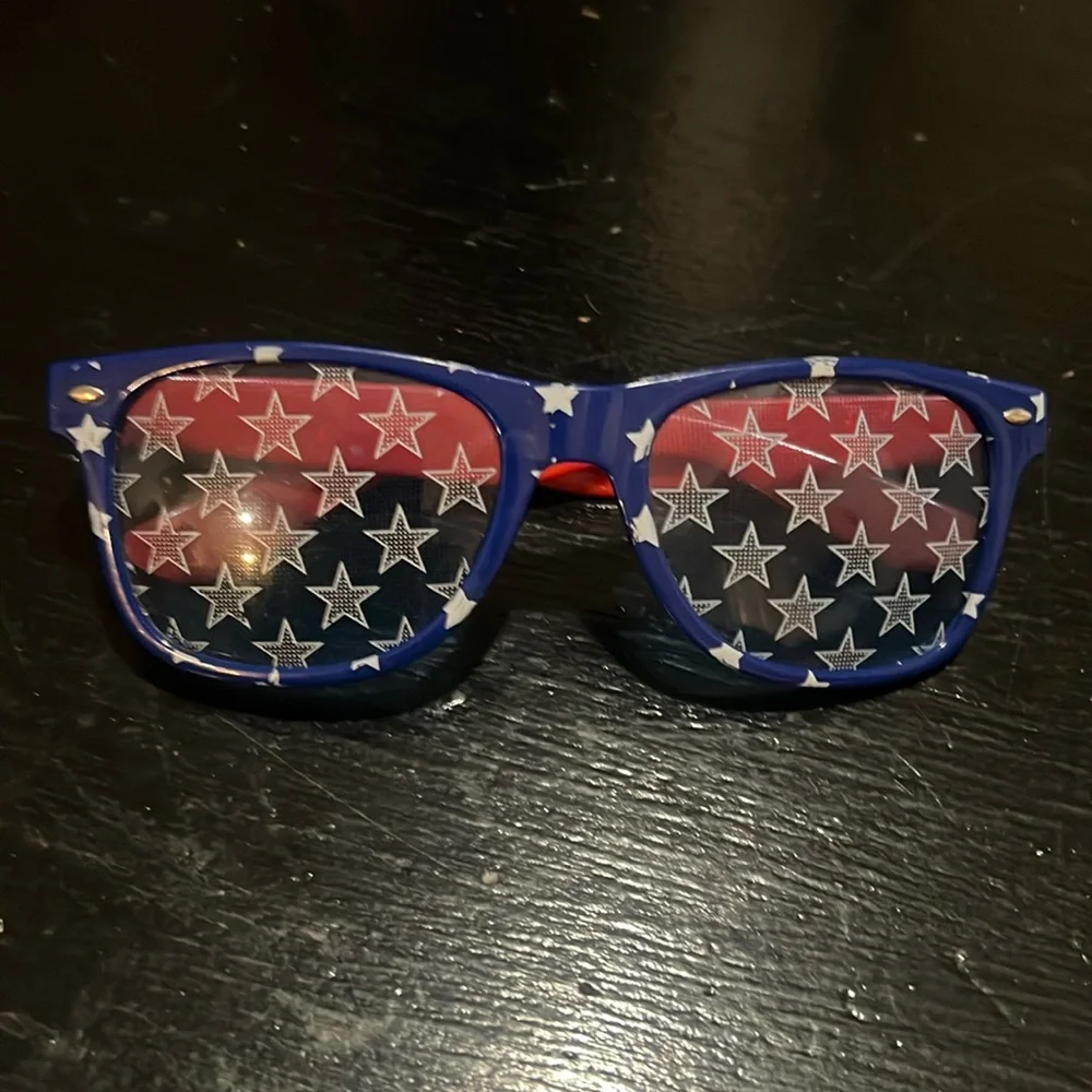 PATRIOTIC GLASSES-RED/WHT/BLUE OS